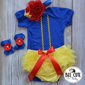 Snow White costume. Top and bloomers only